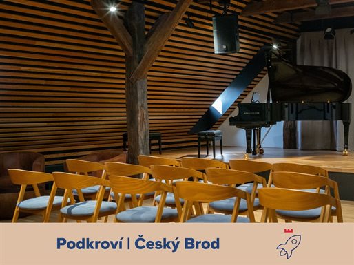 Podkroví žije!